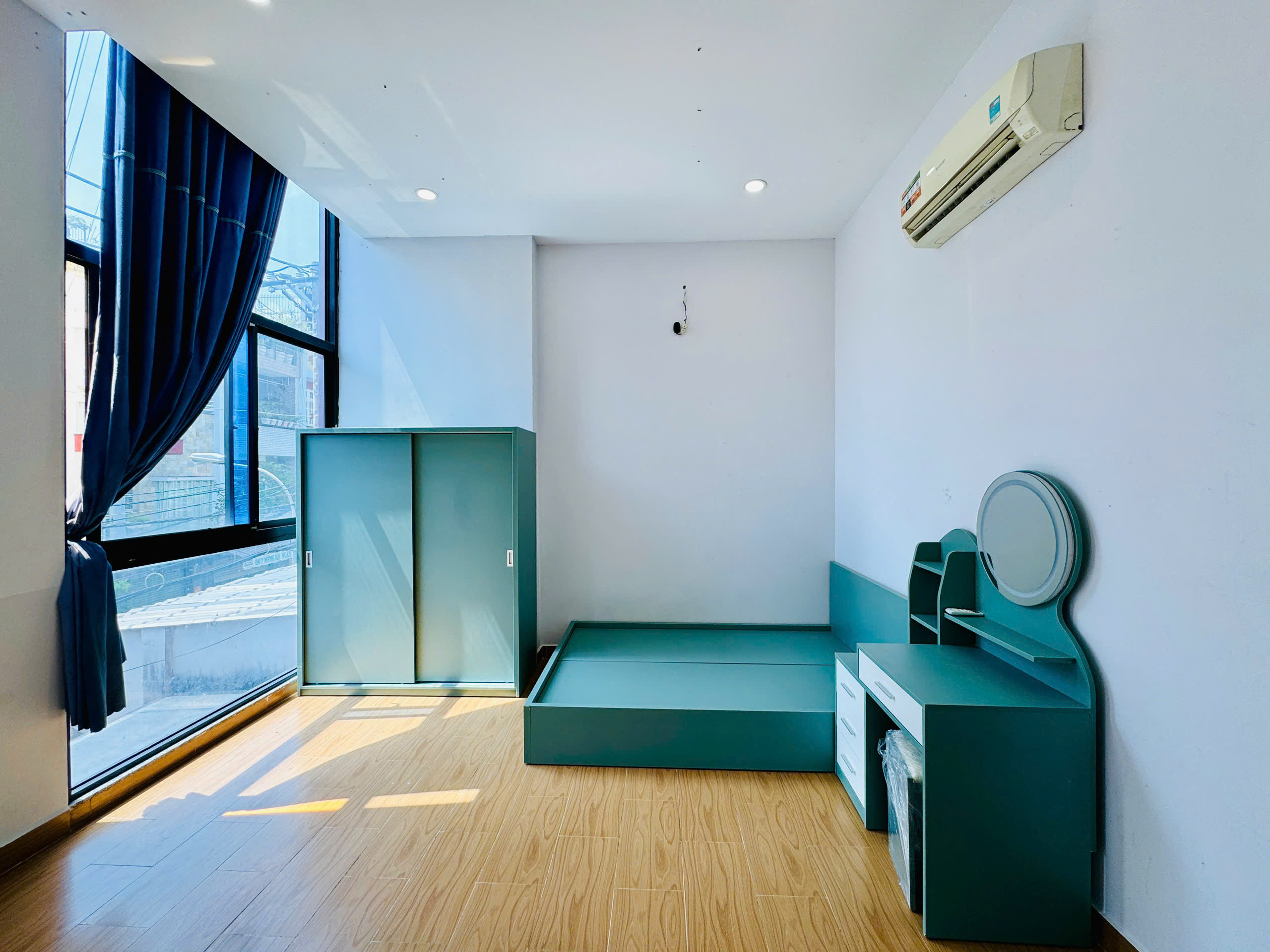 STUDIO FULL NỘI THẤT NGAY ĐẦM SEN